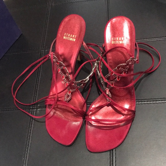 Stuart Weitzman - Picture 4 of 8